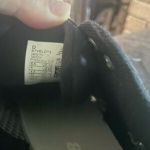 Gently used 6.5 New Balance Turf Shoes